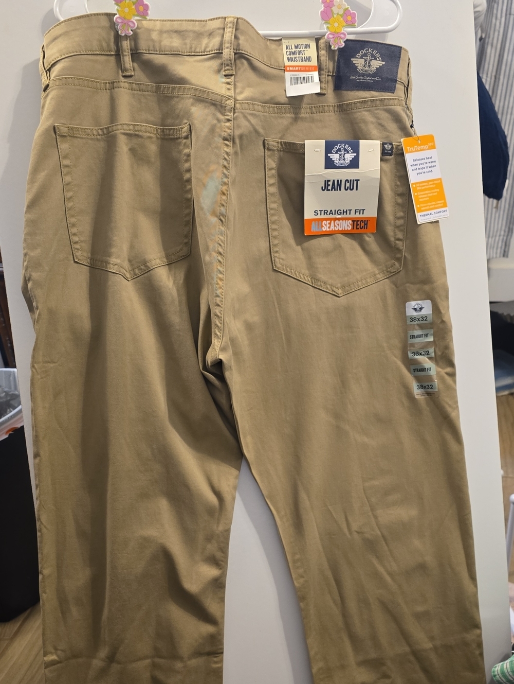 Dockers Men's Straight Fit Jean Cut Khaki Pants - Tan